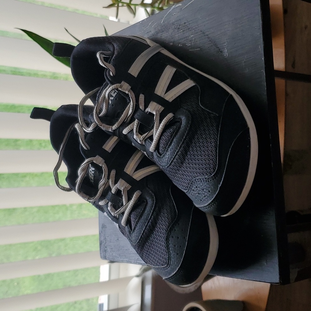 Xero Prio Black women's 8